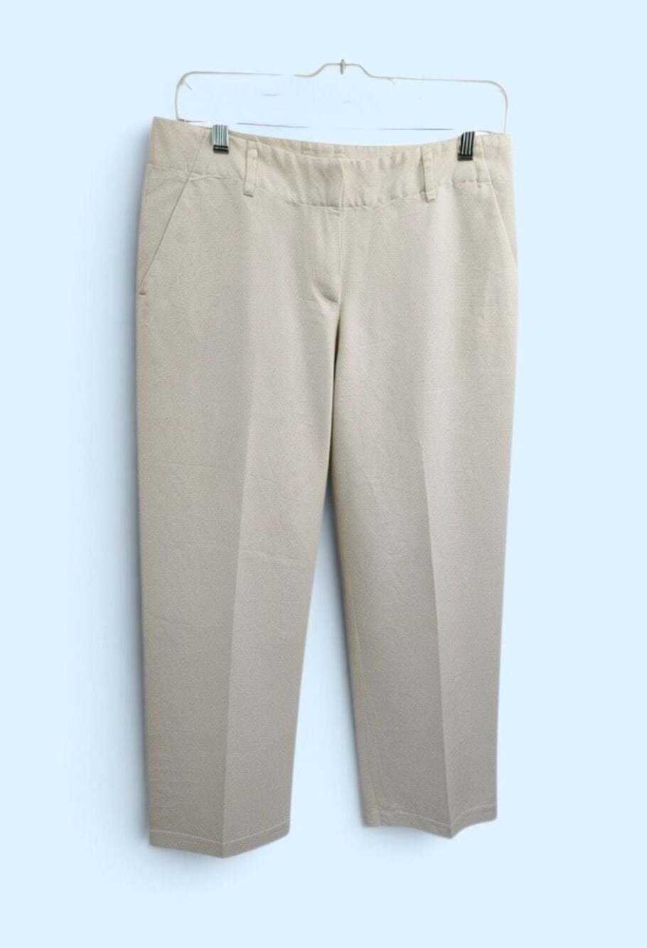 Ann Taylor Factory Signature White Straight Leg Trouser Capris